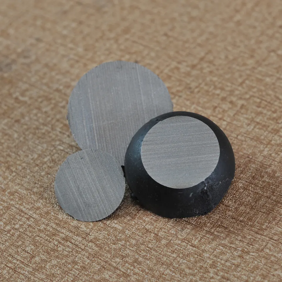 Sectioned grinding media samples for internal examination